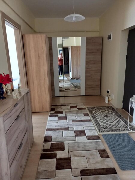Pantelimon, sos. Cernica, cu centrala proprie, 62 mp,